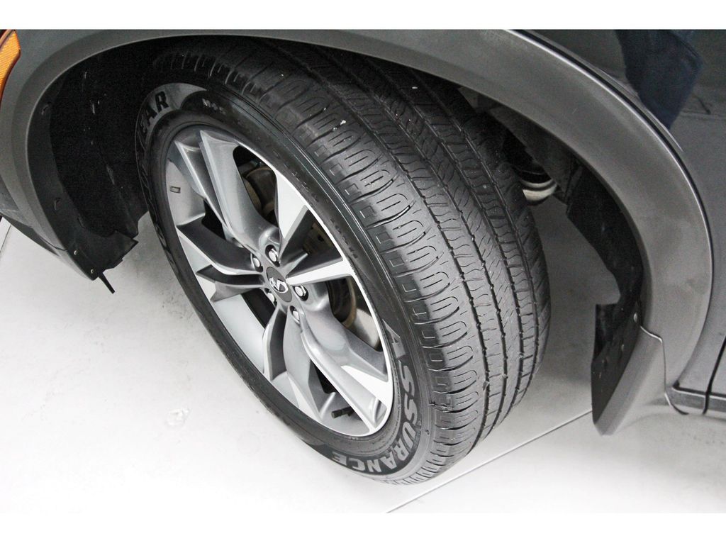 2024 INFINITI QX60 LUXE Black at Central Houston Nissan