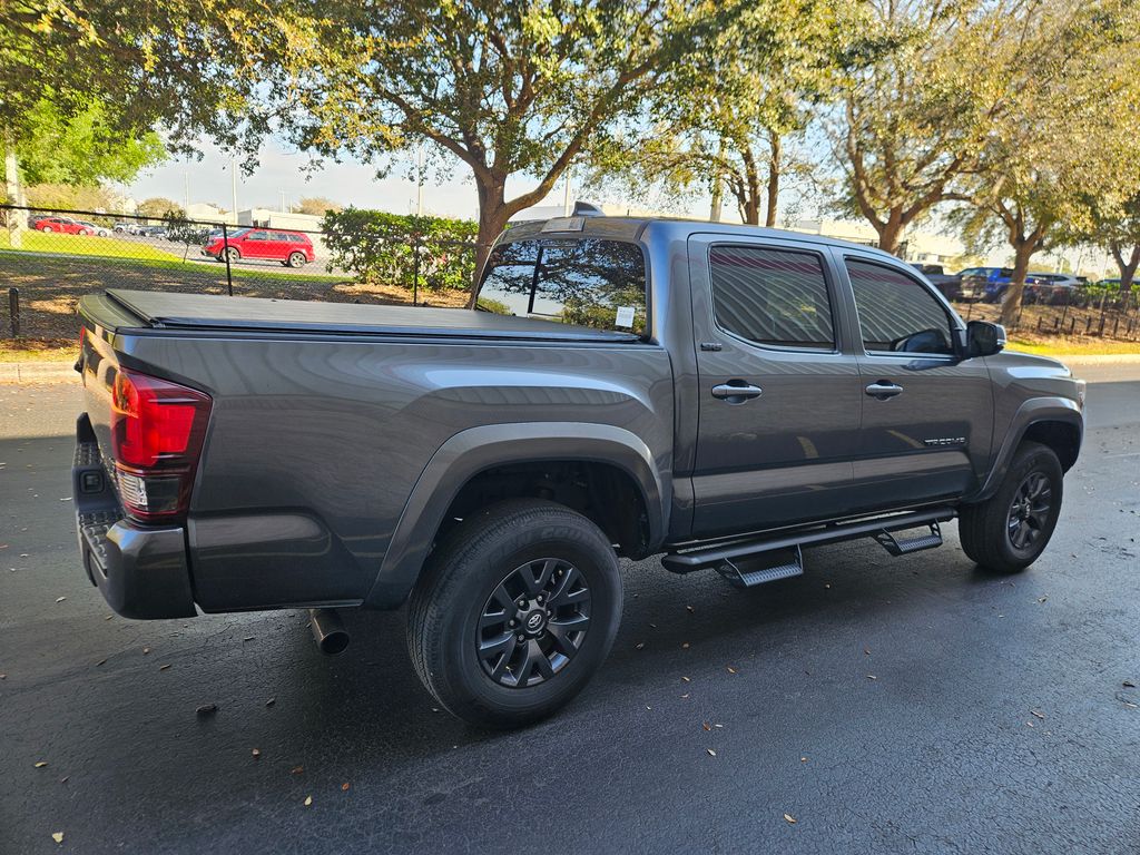 2022 Toyota Tacoma SR5 5