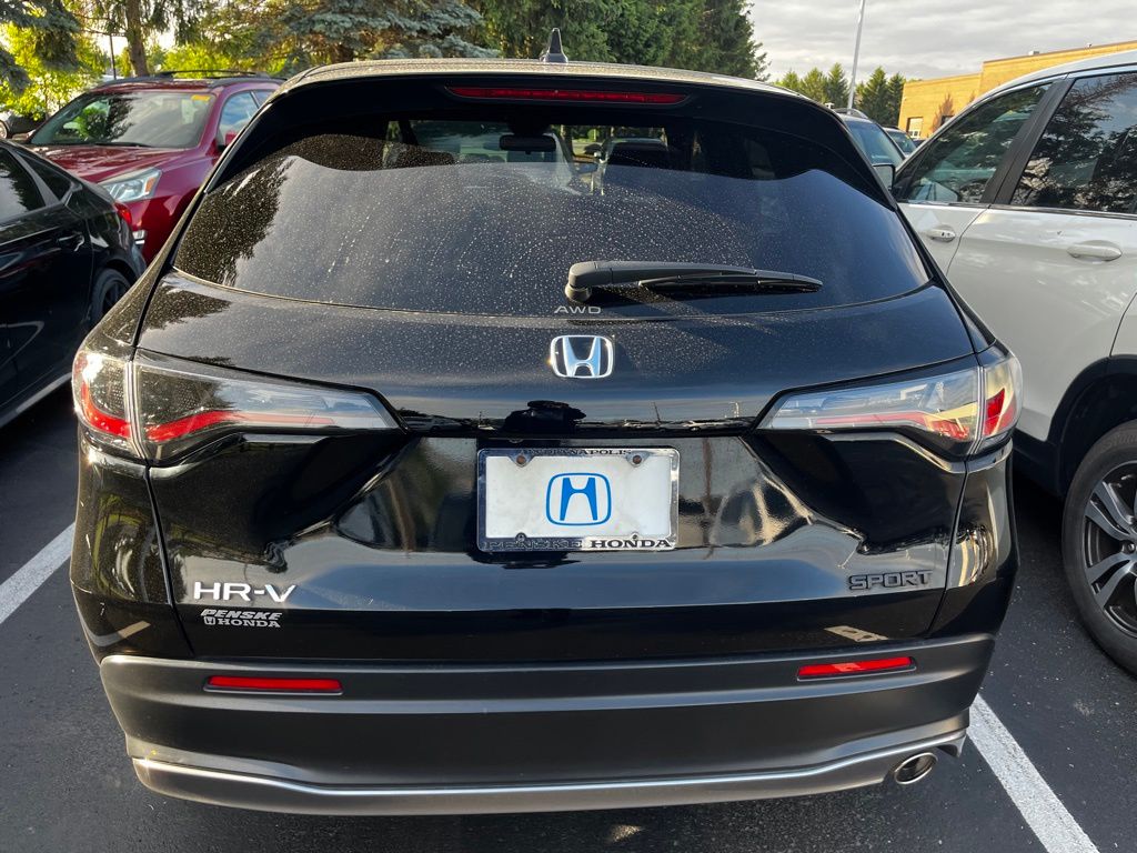 Thumbnail: 2024 Honda HR-V - 3