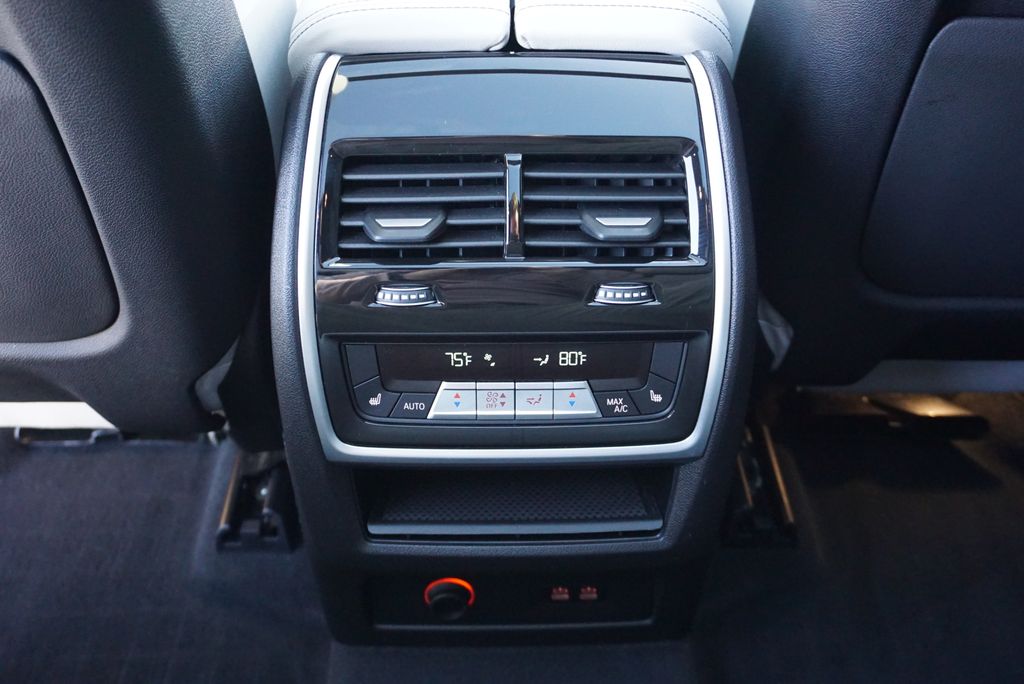 Thumbnail: 2024 BMW X5 - 21