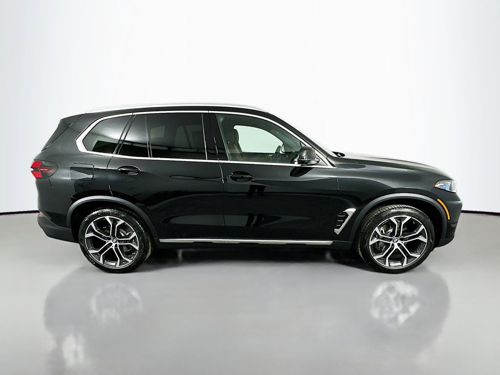 Thumbnail: 2026 BMW X5 - 4