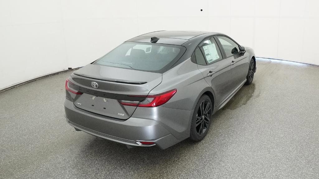 Thumbnail: 2025 Toyota Camry - 15