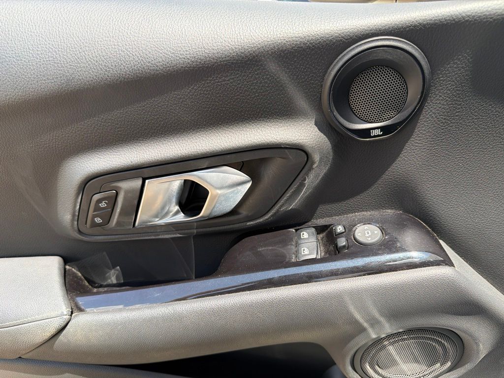 car-gallery-8