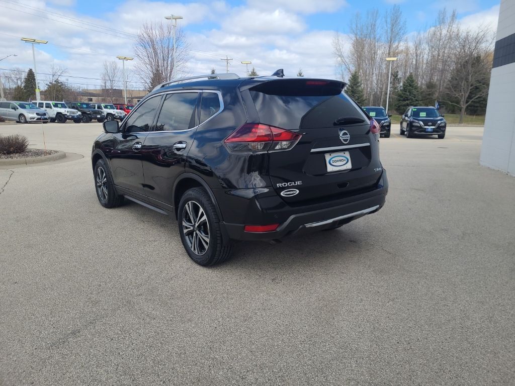 used 2019 Nissan Rogue car, priced at $17,916