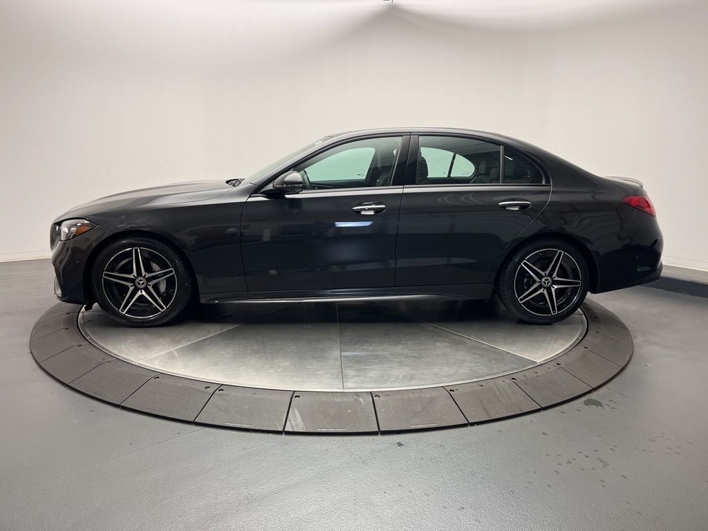 Thumbnail: 2023 Mercedes-Benz C-Class - 4