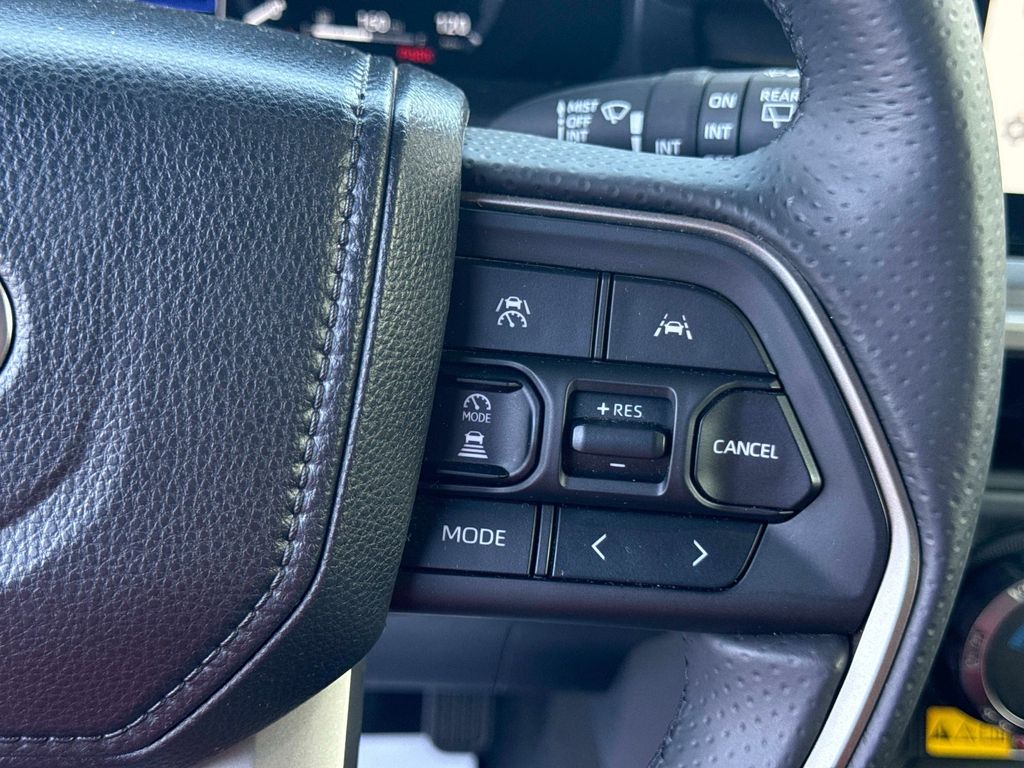 Used 2025 Toyota 4Runner i-FORCE MAX Hybrid SUV
