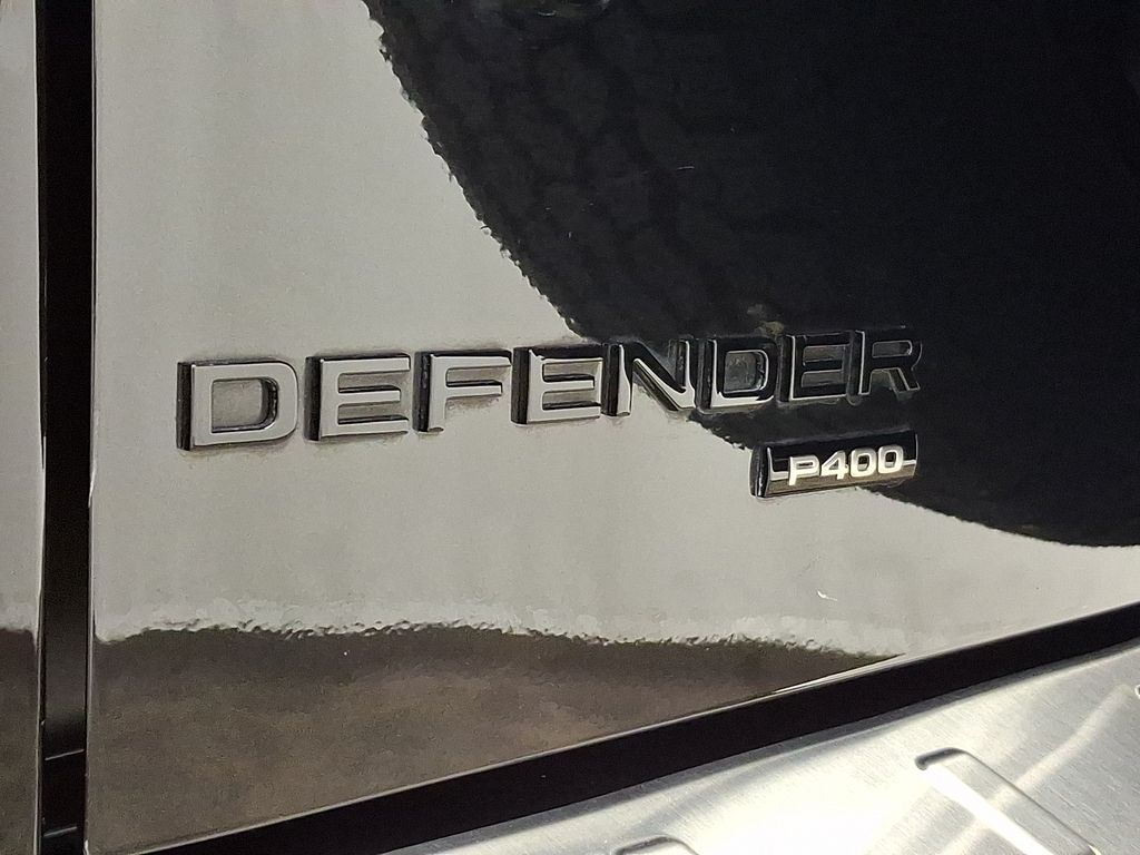 Thumbnail: 2023 Land Rover Defender - 30