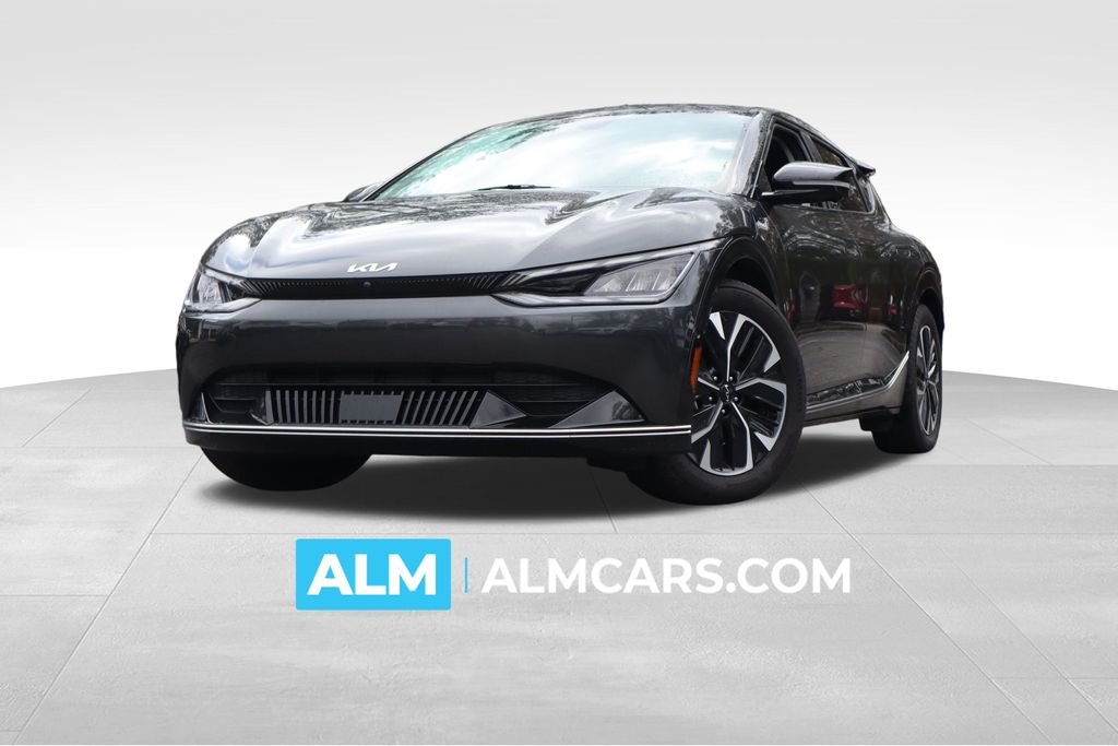 2024 Kia EV6 Wind's photo