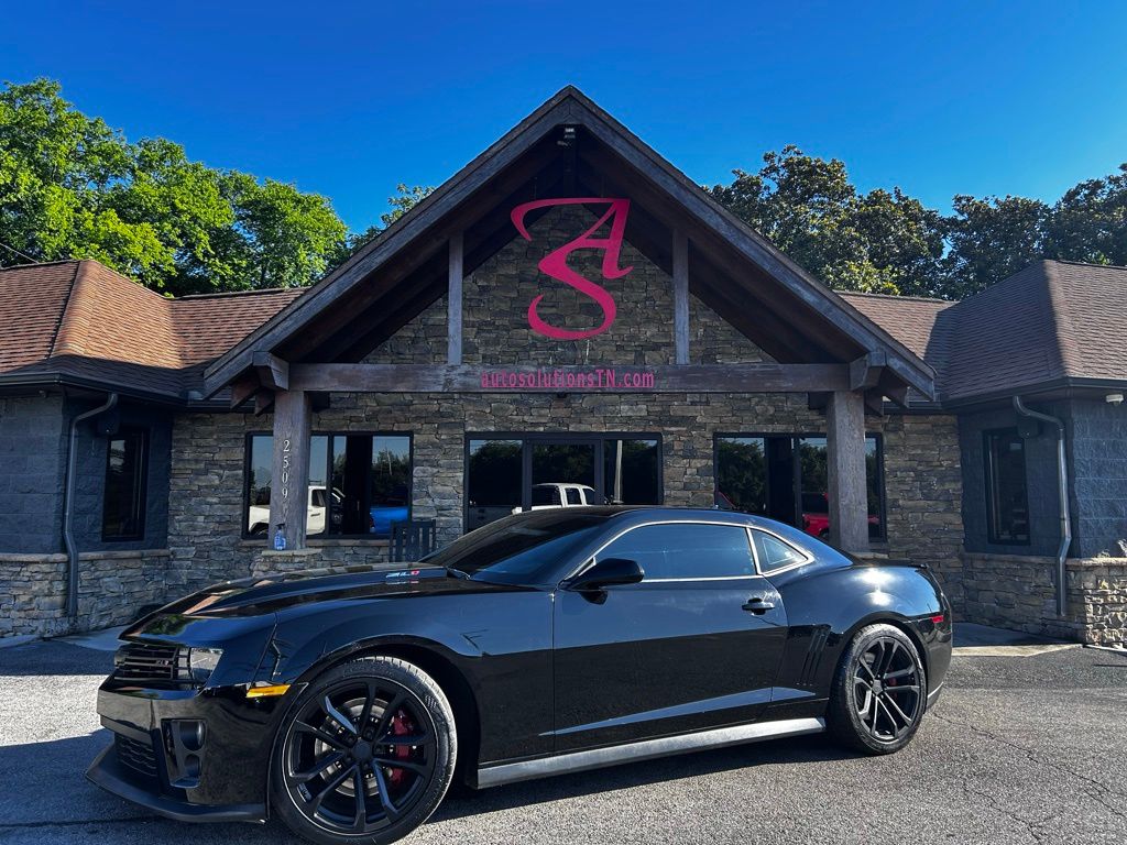 2013 Chevrolet Camaro ZL1 Coupe RWD