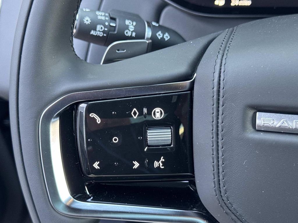 New 2026 Black Land Rover SE image 29