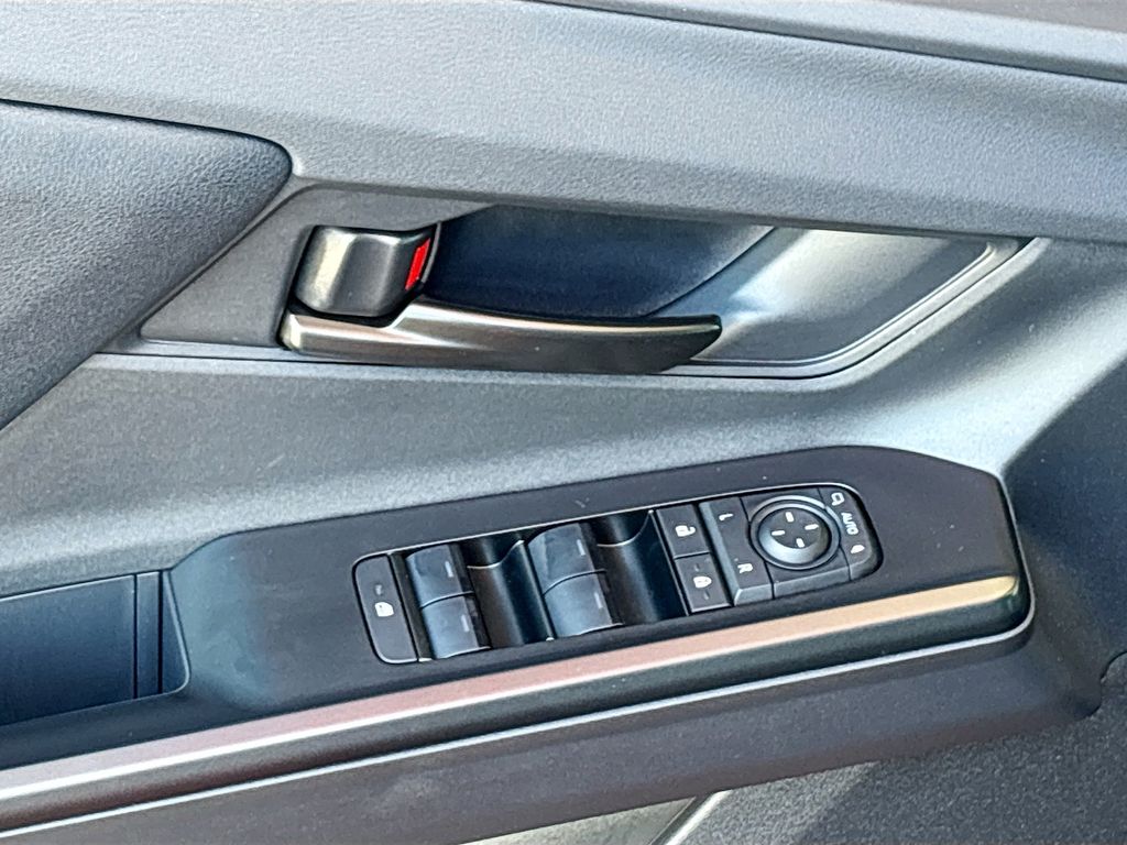 Thumbnail: 2026 Toyota bZ - 22