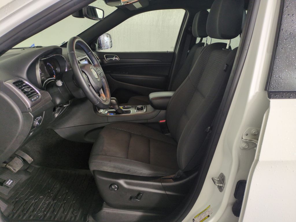 Used 2018 Jeep Grand Cherokee Laredo For Sale in Fort Wayne, IN