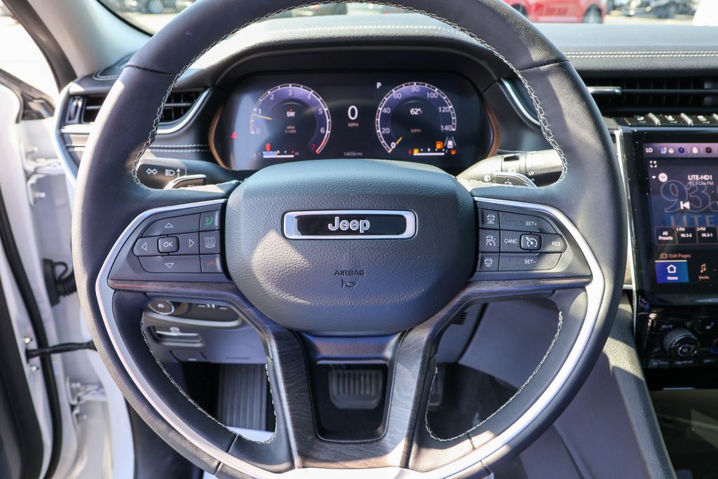 2024 Jeep Grand Cherokee L Limited 18