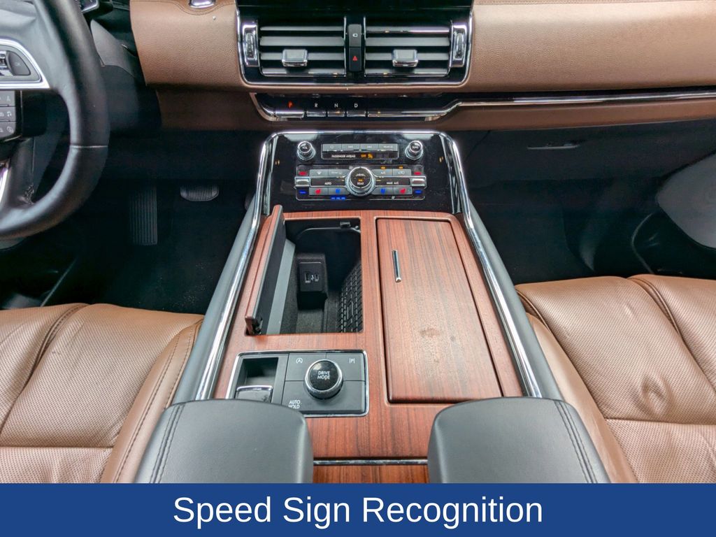 2023 Lincoln Navigator L Reserve