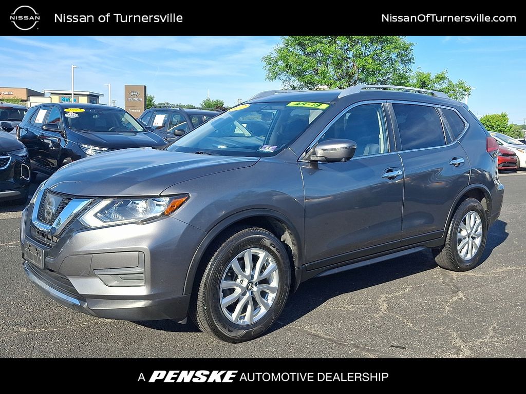 Thumbnail: 2017 Nissan Rogue - 1