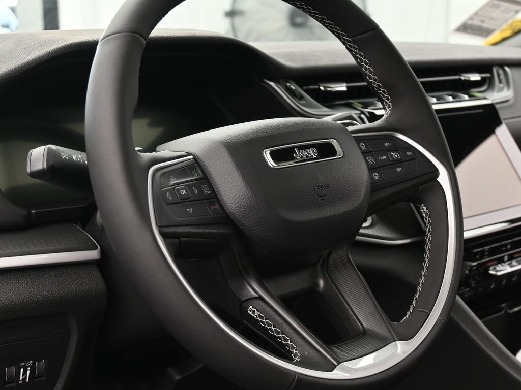 Used 2025 Bright White Clearcoat Jeep Altitude X image 14