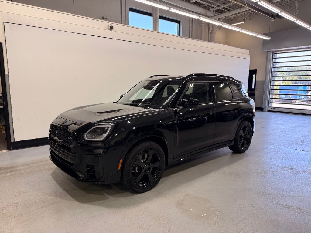 Thumbnail: 2027 MINI Cooper Countryman - 1