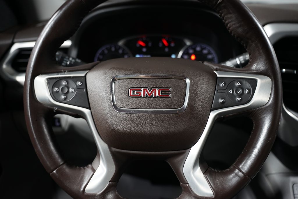 Thumbnail: 2017 GMC Acadia - 13