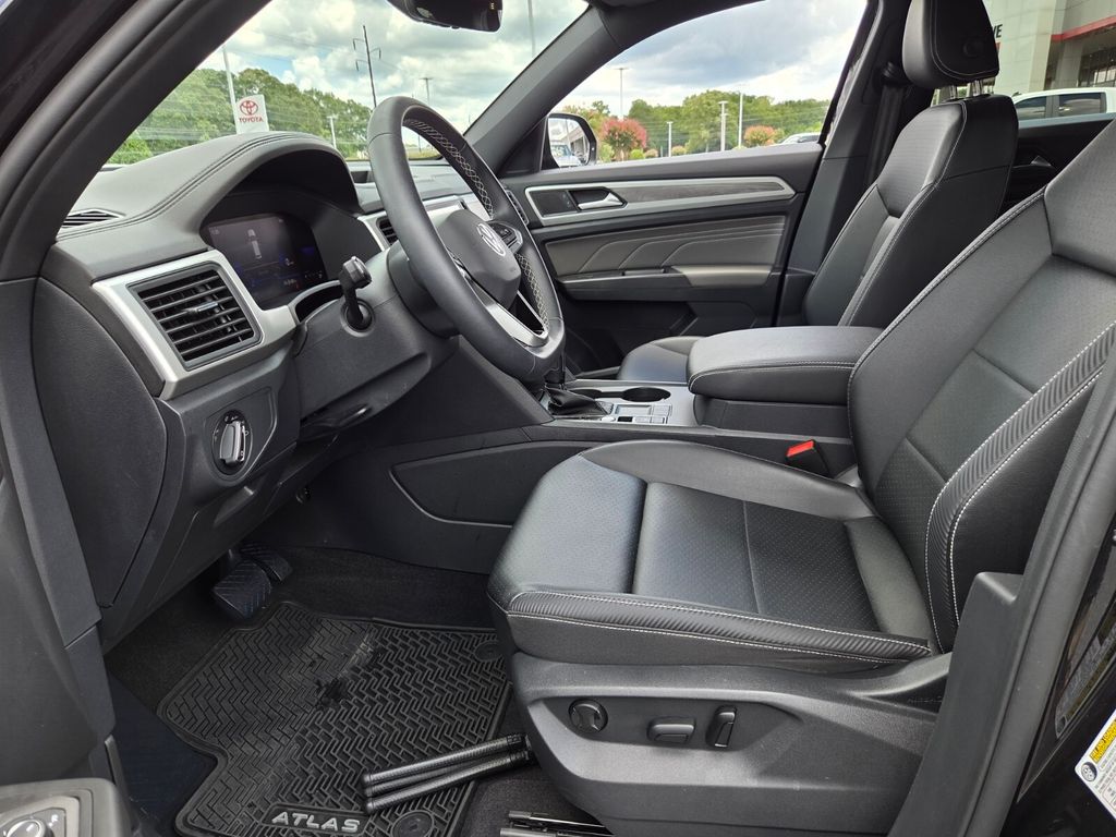 Used 2023 Volkswagen Atlas Cross Sport SUV