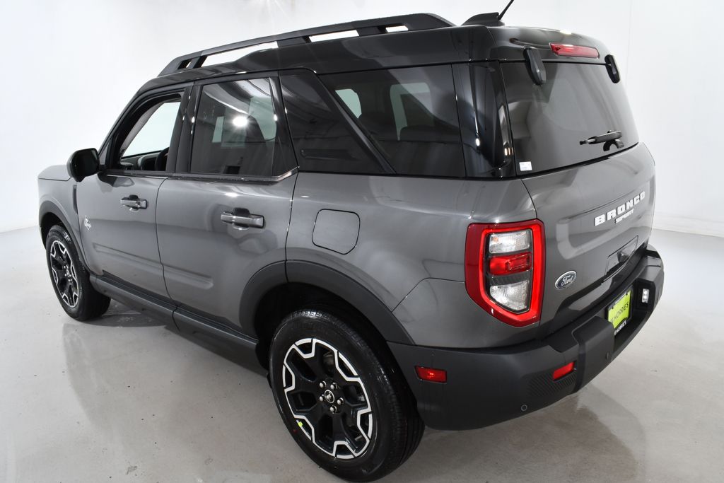 New 2025 Gray Ford Outer Banks image 15