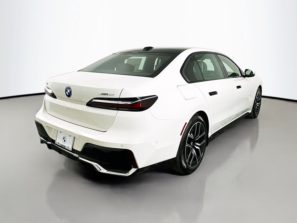 Thumbnail: 2025 BMW i7 - 5