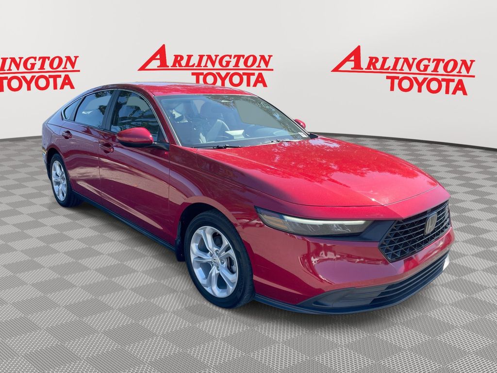 2024 Honda Accord LX's photo