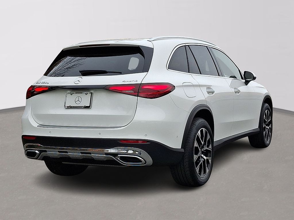 Thumbnail: 2025 Mercedes-Benz GLC - 3