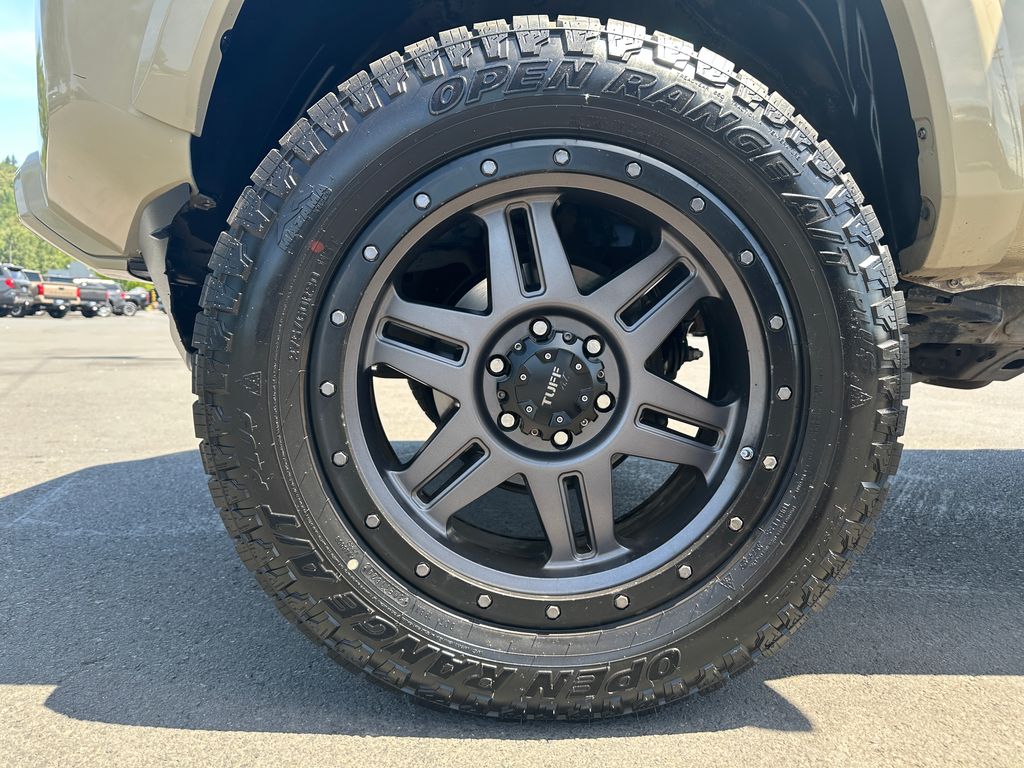 2016 Toyota Tacoma TRD Sport