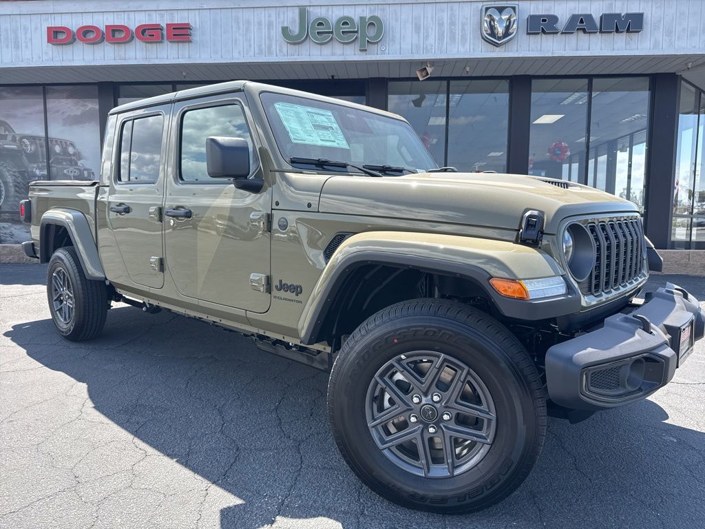 2026 Jeep Gladiator Sport S Auto's photo