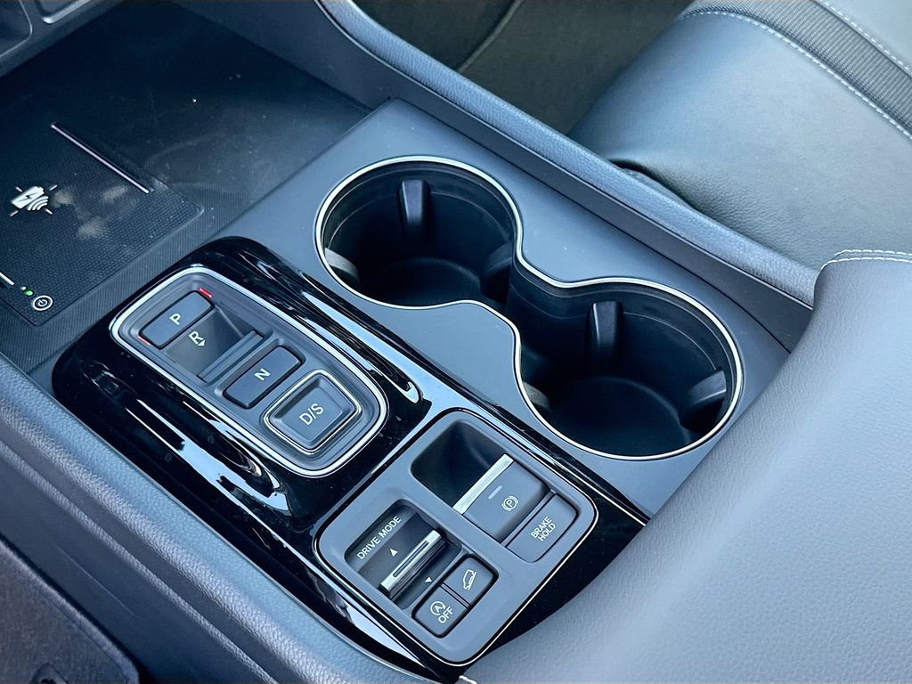 Thumbnail: 2025 Honda Pilot - 14