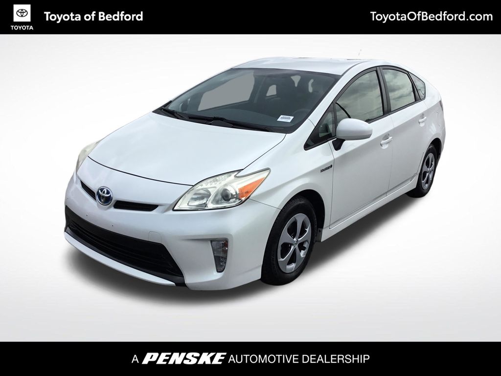 2015 Toyota Prius Three -
                  Bedford, OH