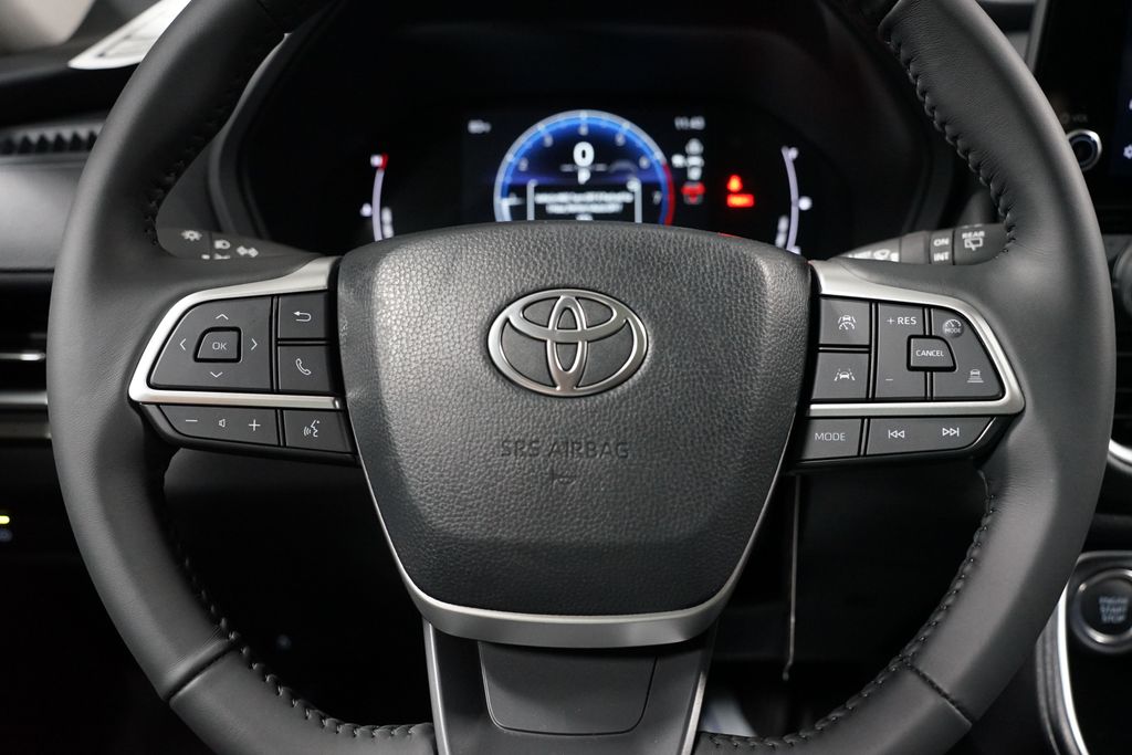 Thumbnail: 2025 Toyota Grand Highlander - 12