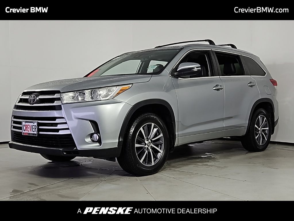 Thumbnail: 2017 Toyota Highlander - 1
