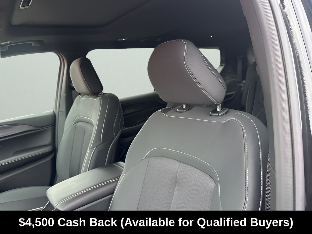 New Car 2025 Jeep Grand Cherokee L  For Sale Under $40,000 In Austin, Texas