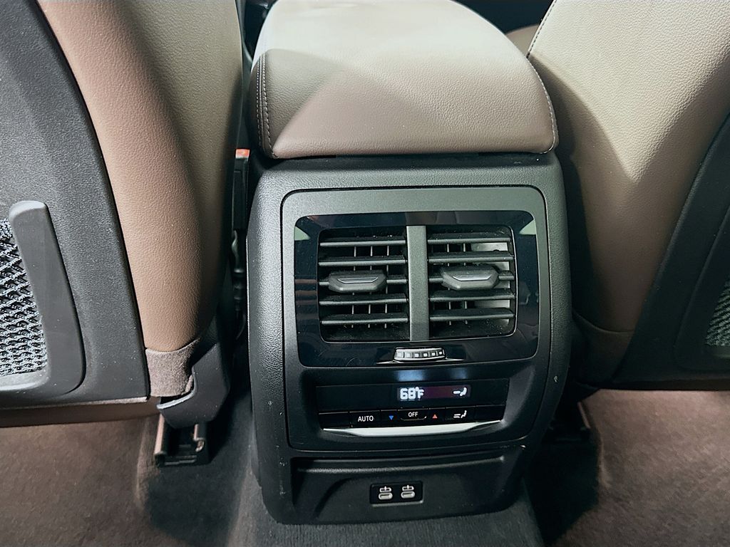 Thumbnail: 2023 BMW X3 - 27