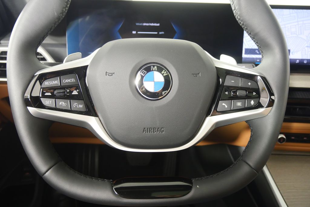 Thumbnail: 2025 BMW 3 Series - 22