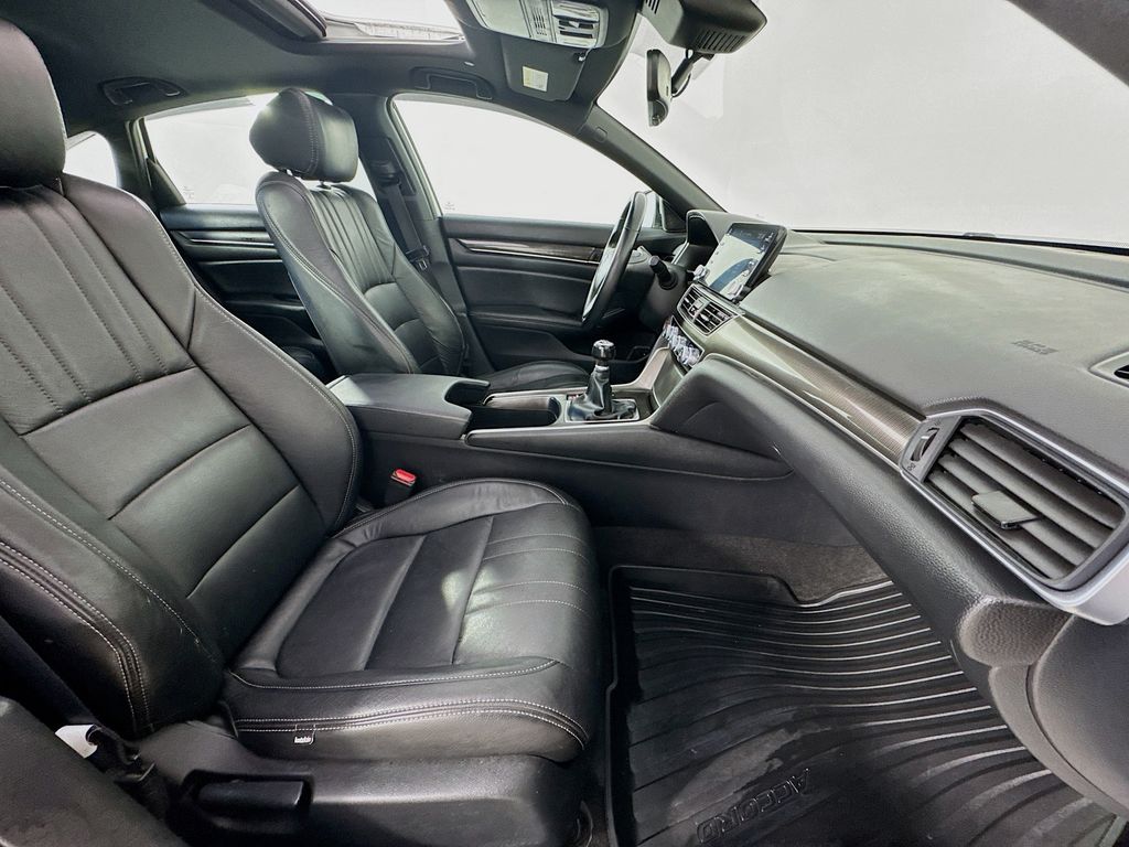 Used Car 2019 Honda Accord  Sport 2.0t For Sale Under $25,000 In Austin, Texas