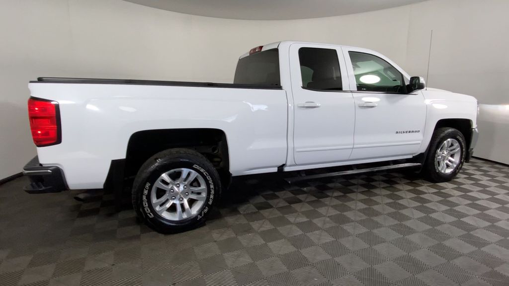 2018 Chevrolet Silverado 1500 LT 8