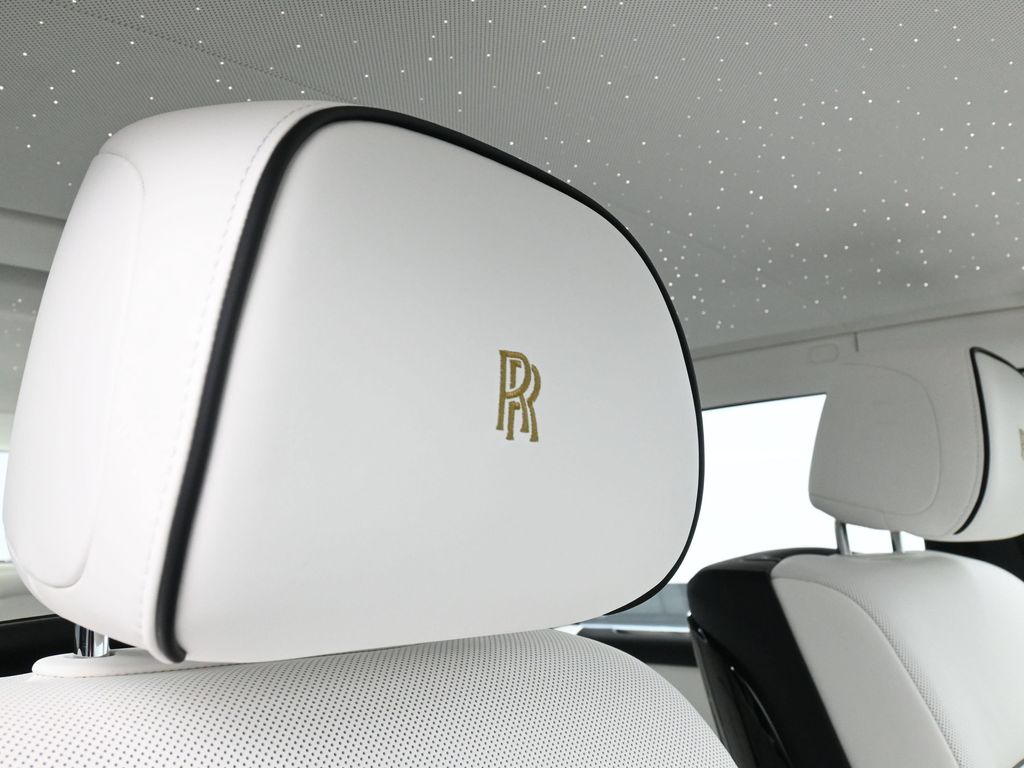 Used 2025 Black Rolls-Royce  image 10