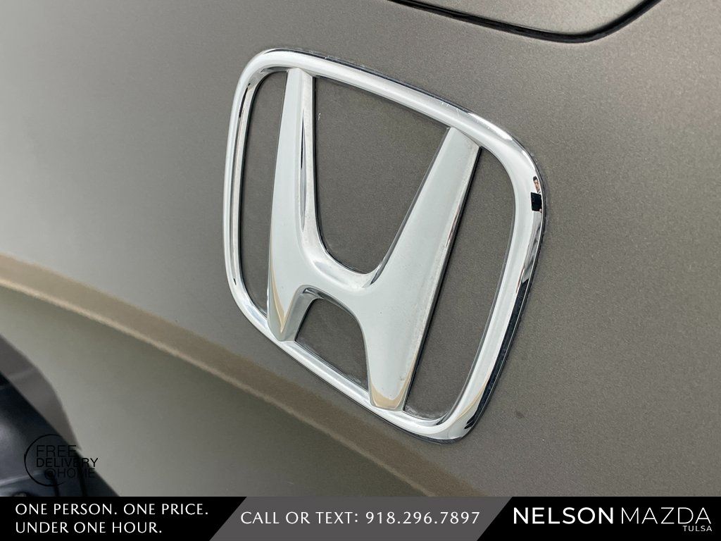 Used 2020 Gray Honda RTL image 16