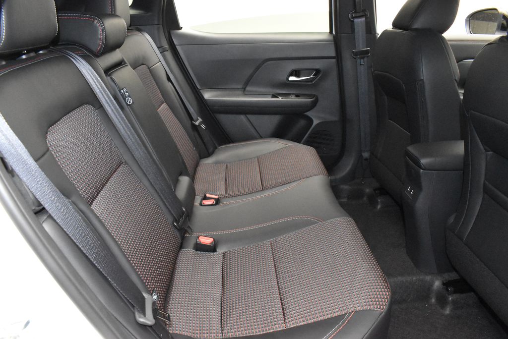 Thumbnail: 2026 Nissan Kicks - 30