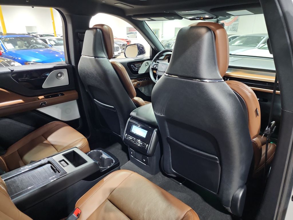 2020 Lincoln Aviator Reserve photo