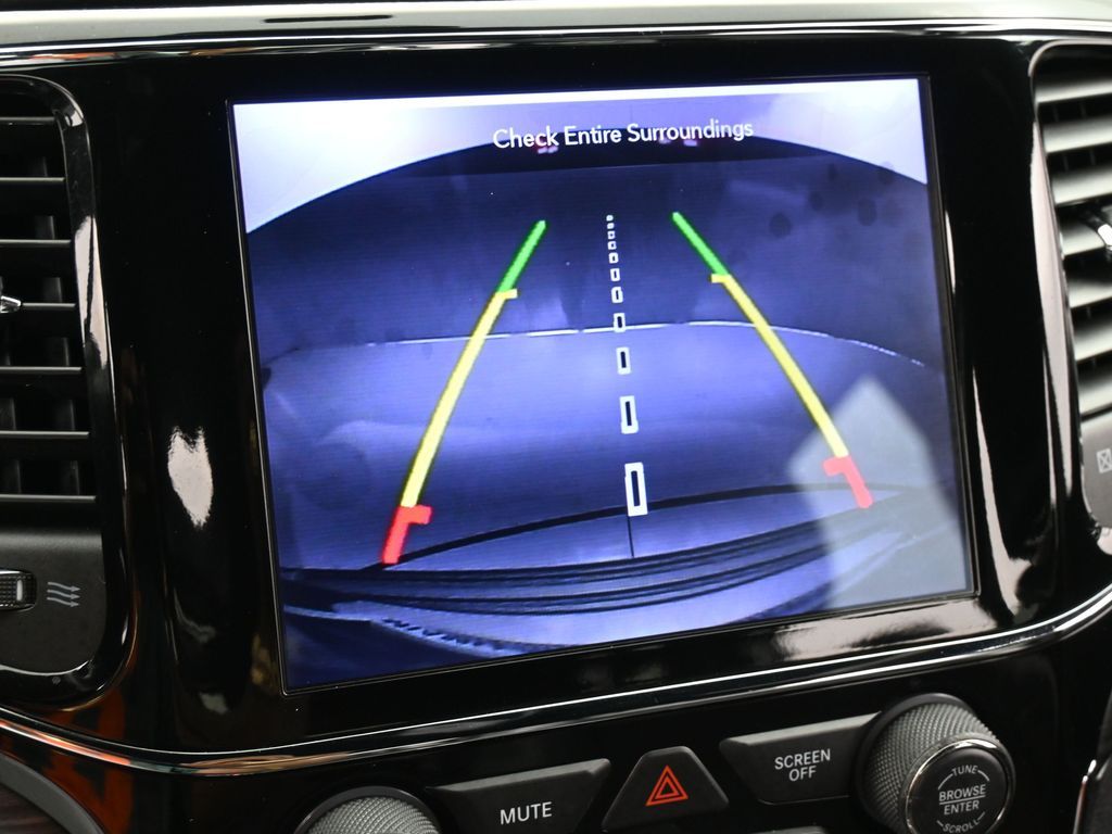 Used 2019 Granite Crystal Metallic Clearcoat Jeep Altitude image 19