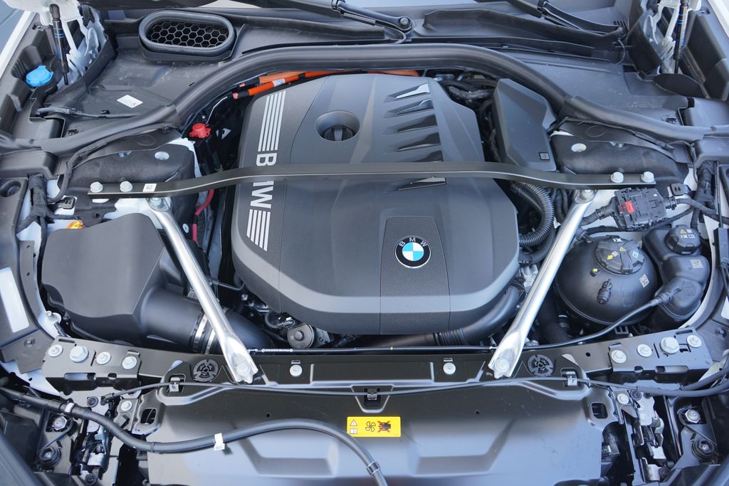 Thumbnail: 2025 BMW 7 Series - 23