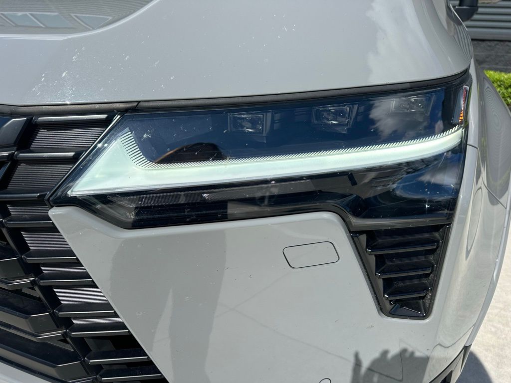 Thumbnail: 2025 Lexus GX - 13