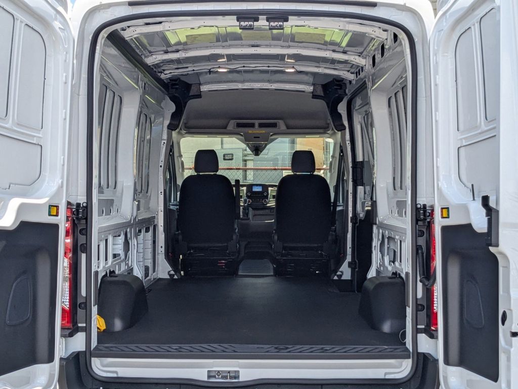 2025 Ford Transit 250