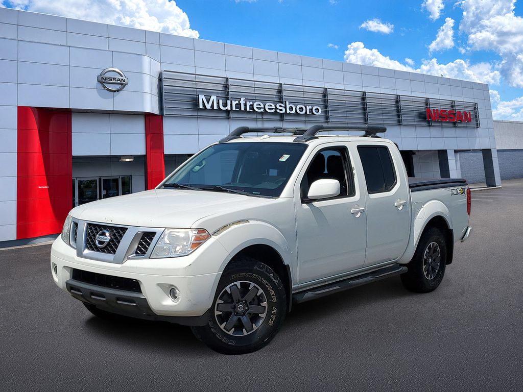 Glacier White 2017 Nissan Frontier Pickup Truck Four-Wheel Drive 5-Speed Automatic Overdrive