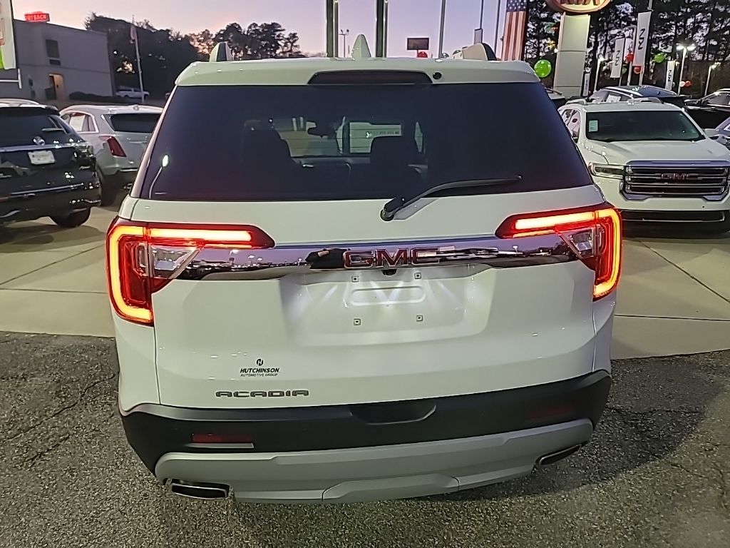 2023 GMC Acadia SLE 6