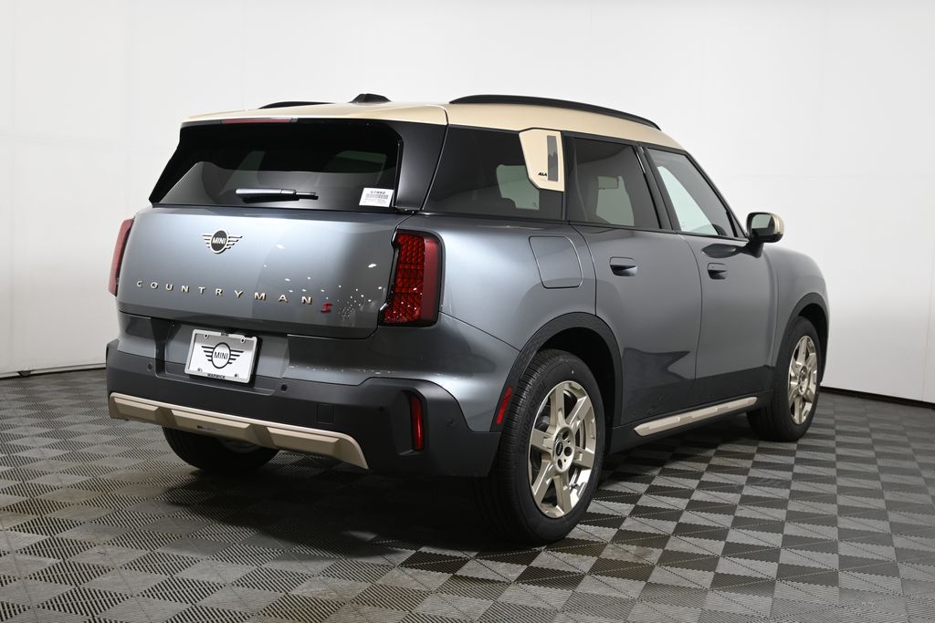 Thumbnail: 2027 MINI Cooper Countryman - 7