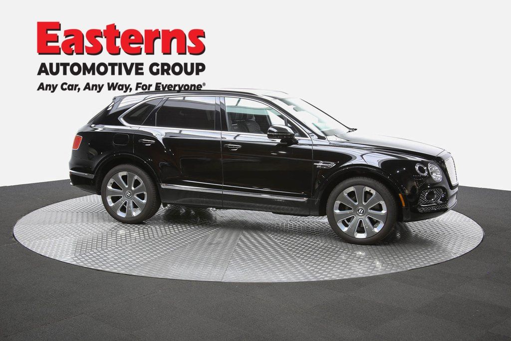 Used 2018 Black Bentley Mulliner image 62